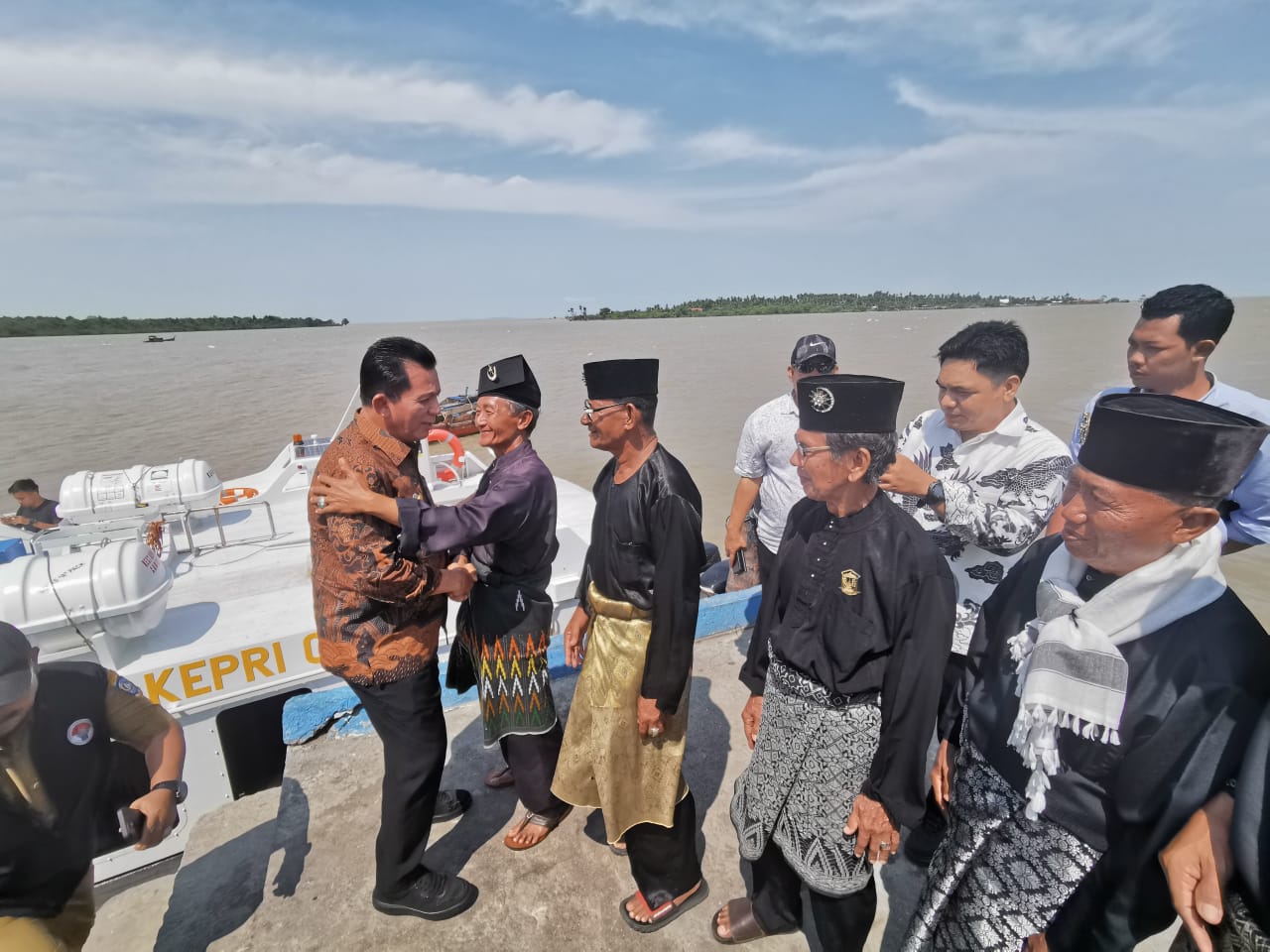 pemasangan listrik gratis karimun