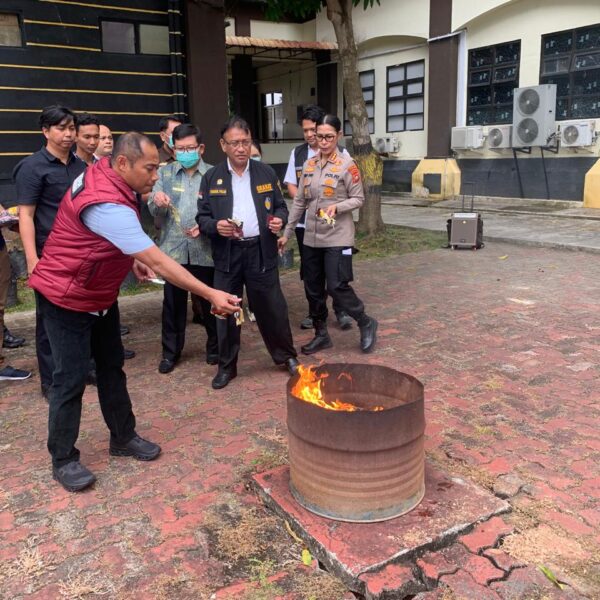 Ditresnarkoba Polda Kepri Selamatkan 3414 Jiwa Dengan Musnahkan Narkotika Tangkapan November Desember 2025