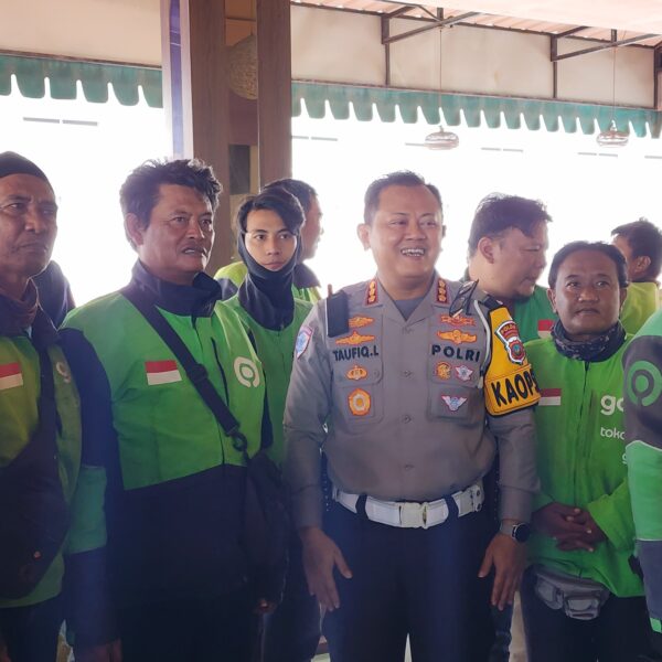 Optimalkan Keselamatan Berkendara, Ojek Online Batam Diskusi Bersama Ditlantas Polda Kepri 