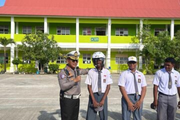 Polantas Menyapa “Police Goes To School Edukasi/Sosialisasi Kamseltibcarlantas” di SMA N 15 Batam