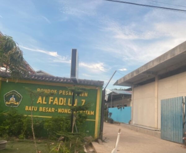 Selain Satu Tewas, Belasan Santri Alfadllu 7 Batam Masih Dirawat Akibat Laka Tunggal Pikap Pesantren Tersebut 