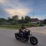 Viral di Batam, Ketua DPRD Kepri Iman Sutiawan Pamer Moge dan Berkendara Tanpa Helm