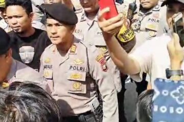 Oknum Perwira Polresta Barelang Maki Mahasiswa Pendemo di DPRD Batam