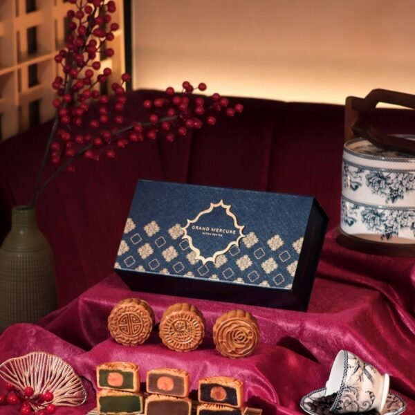 Moonlit Harmony, Rayakan Mid-Autumn Festival dengan Mooncake Eksklusif Grand Mercure Batam Centre